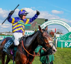 "It's sad to think I won't be riding him again" - Sligo jockey Derek Fox on Corach Rambler's retirement