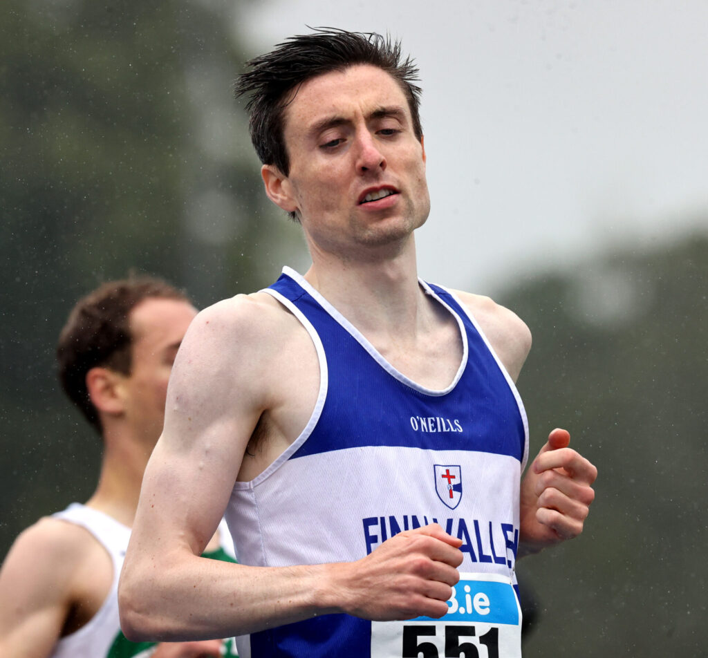 Mark English wins ninth 800m title