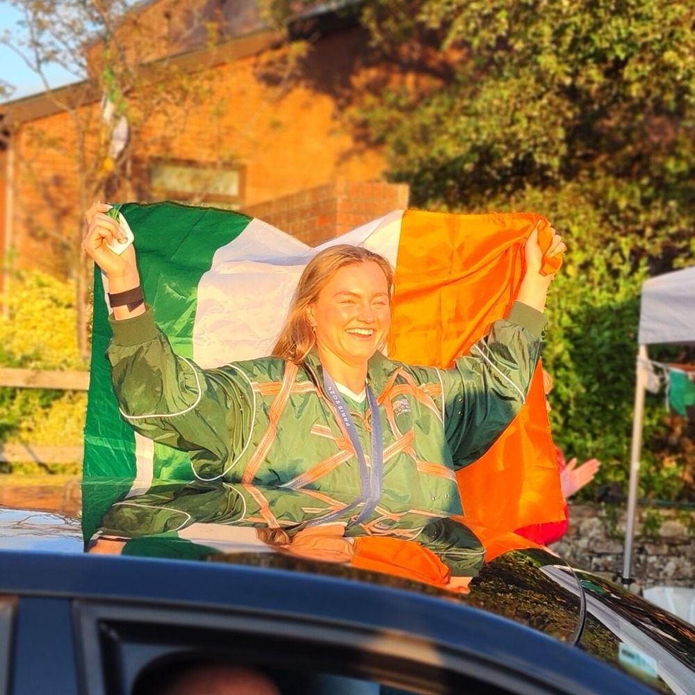 Mona McSharry receives rapturous welcome home in Grange